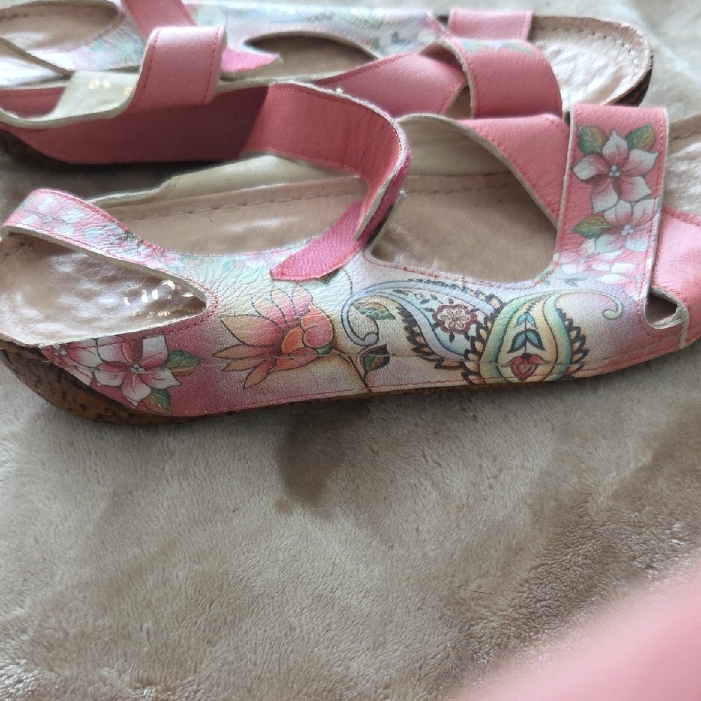 ANUSHKA Floral Pink Sandals - Picture 4 of 5